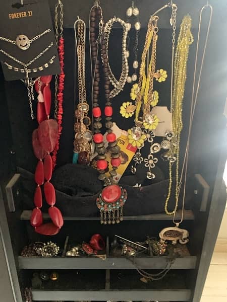 standing jewellery mirror cupboard 3