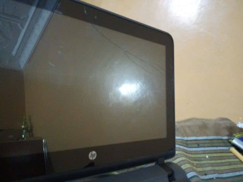 HP laptop 9