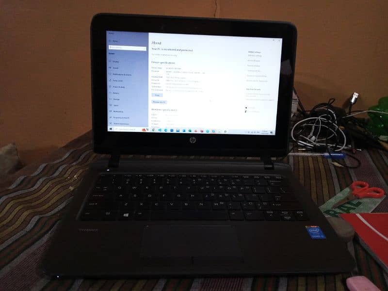 HP laptop 11