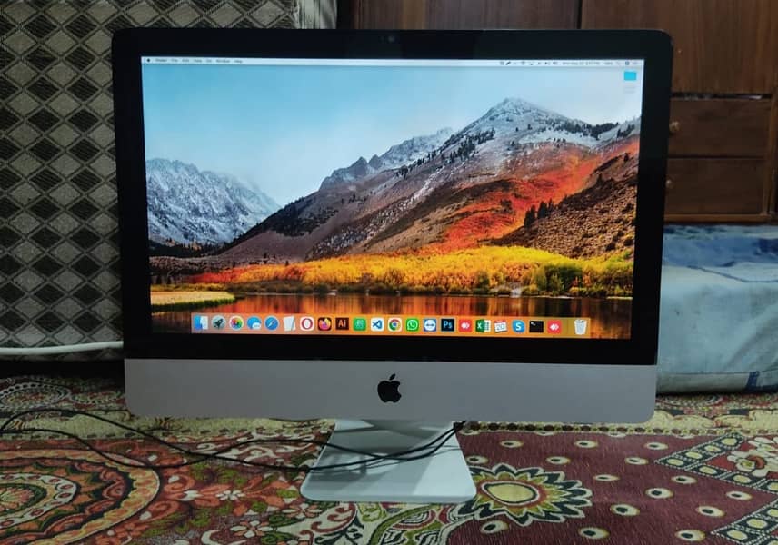 iMac 21.5 (Late 2011) - 3.1 GHz Intel Core i3.10GB RAM Good Condition 2