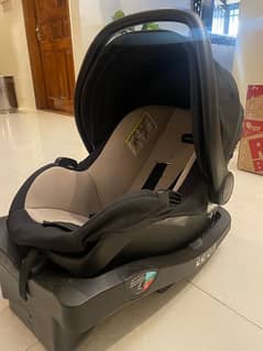 Evenflo Baby Carry Cot and Car Seat 0
