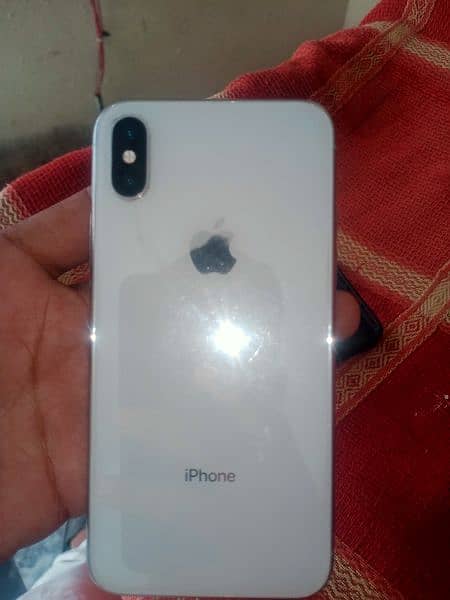 I phone X 256 GB  water pack white colour non pta 1
