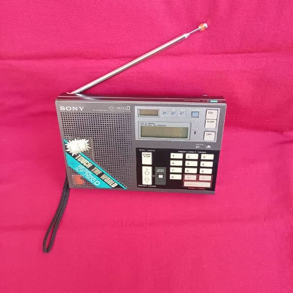 Sony Radio ICF 7600D World Band Made in Japen 1