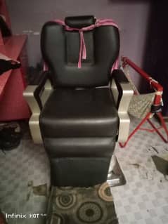 salon chair condition is best black colour