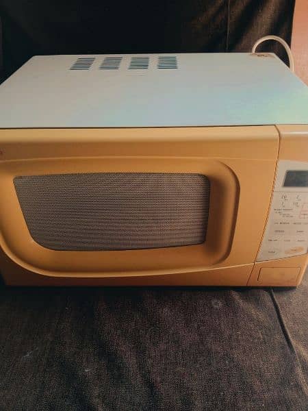 Singer Microwave For Sale(used) 0