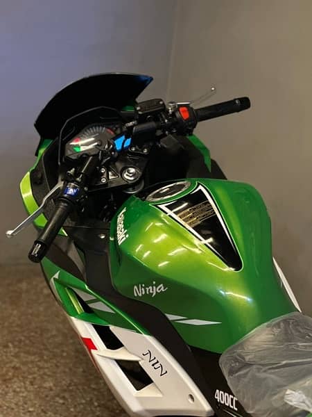 Kawasaki Ninja 250cc (replica) (2022) (5500) 6
