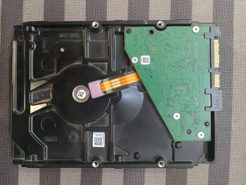 Seagate hard drive 8TB 1