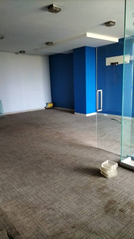 Prime Location 1350 Square Feet Office Situated In Clifton - Block 4 For Rent 8