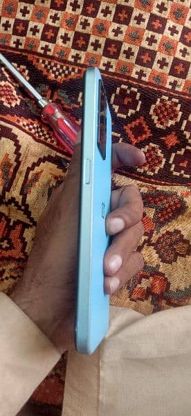 OnePlus N20se 3