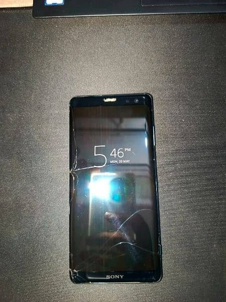Sony Xz3 little crack on side pta approved 3