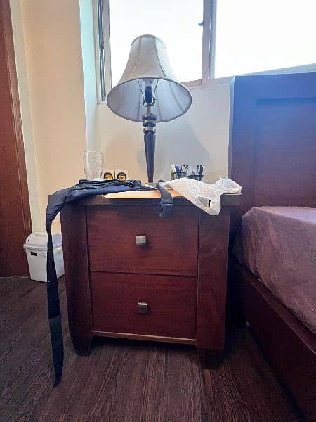 Single Bed with Bedside Table (Mattress not included) 2