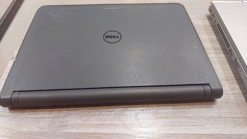 Dell Core i5 4th latitude 3340 - SSD 128GB - 8GB RAM - 35000 only - 5