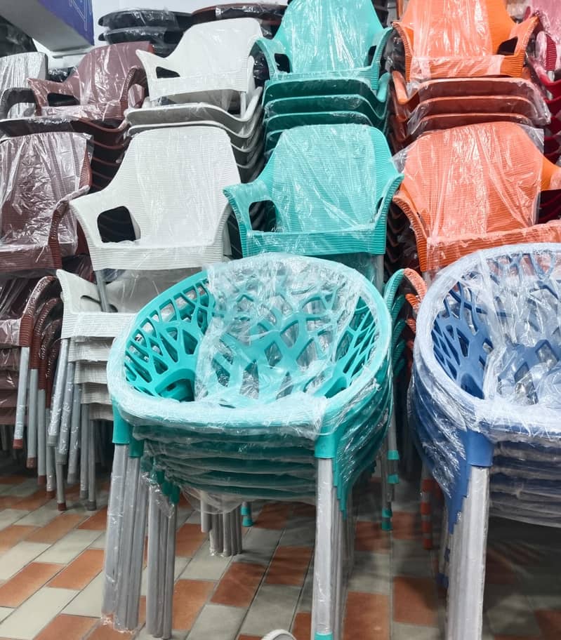 Plastic chairs \ outdoor chairs \ out door furniture \ chairs for sale 1