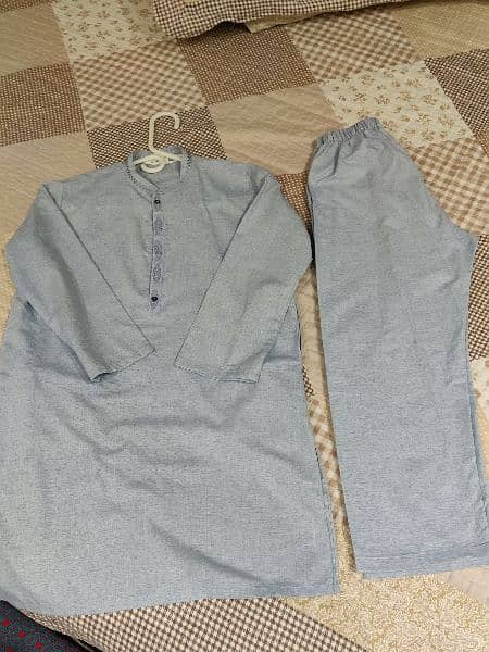 boys 7 to 8 age shalwar qameez with waistcoat khaadi brand 4