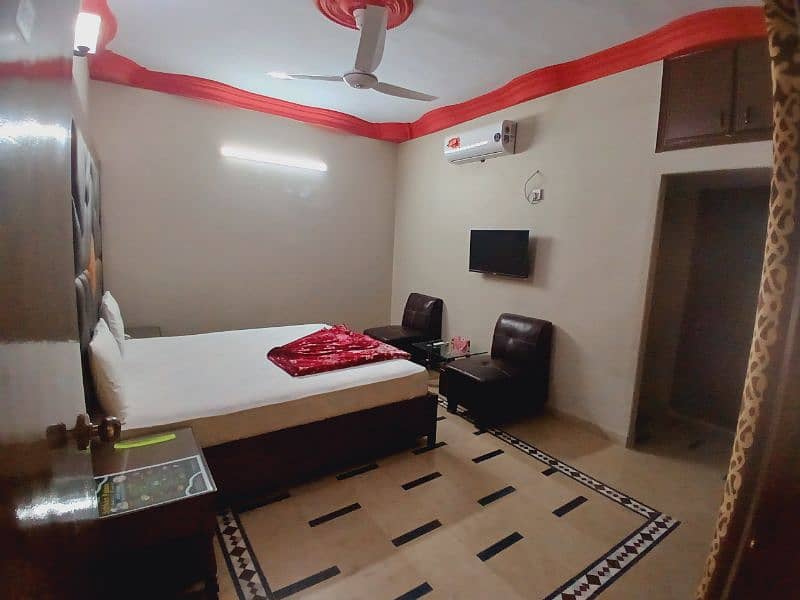 Subhan palace Best Accommodation Room for rent in Karachi 4