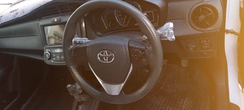 Toyota Corolla Axio 2015 7