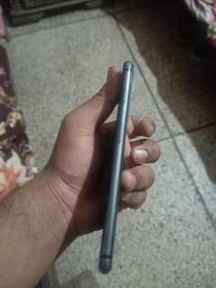 iphone 8 plus condition pic ma dak la non PTA ha frunt or back brack 0