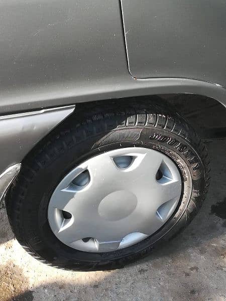 Totall genuine car banker used neat and clean new tyres 4