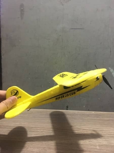 Rc plane rechargable piper j3 cub in yellow colour for sale 5