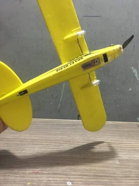 Rc plane rechargable piper j3 cub in yellow colour for sale 7