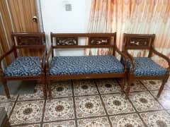 sofa in good condition