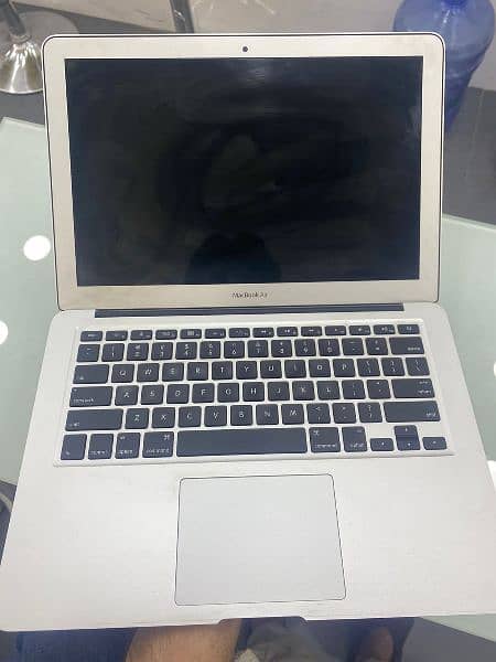 apple MacBook Air A1466 1