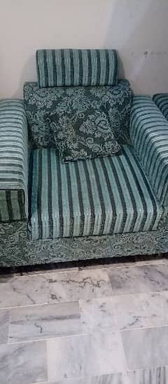 7 seater sofa set forsale