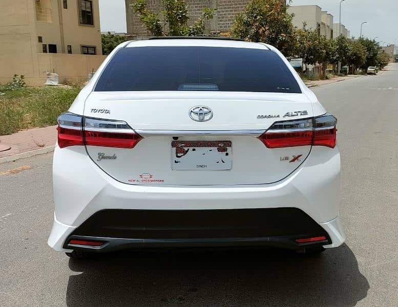 Toyota Corolla Altis Grande 2022 white 9