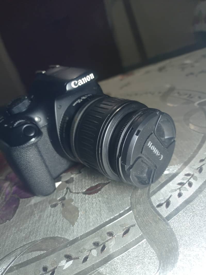Canon camera 1200D 6