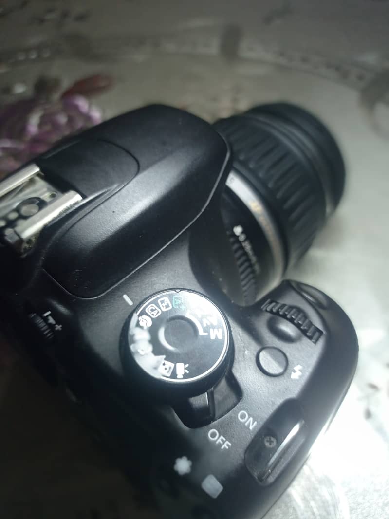 Canon camera 1200D 7