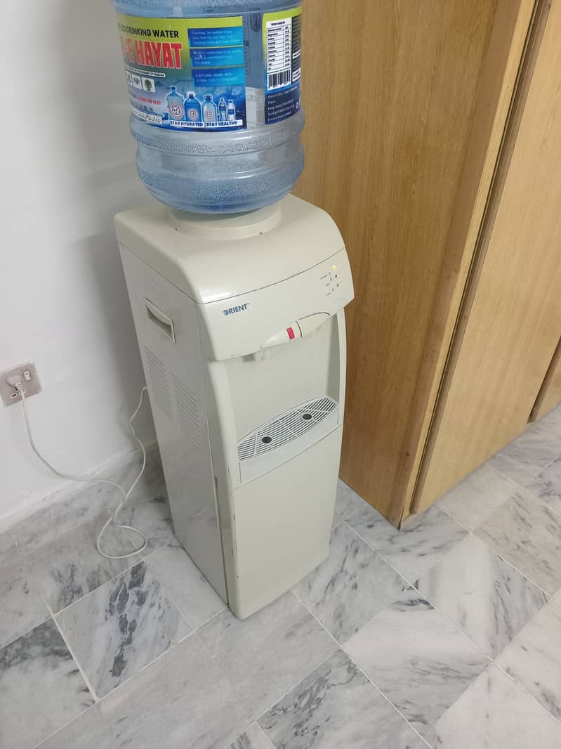 Orient Water Dispenser 1