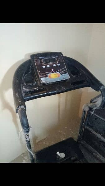 Excellent working treadmill for sell just belt needed. 3