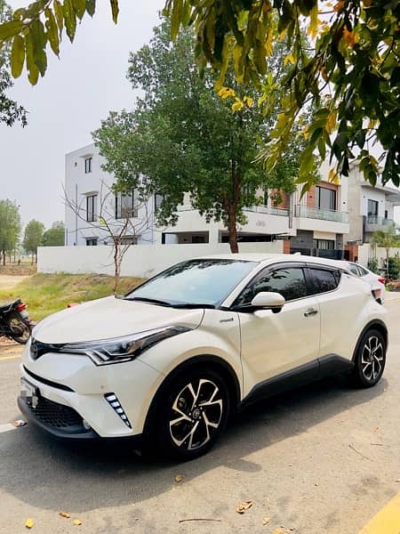 Toyota C-HR 2018 1