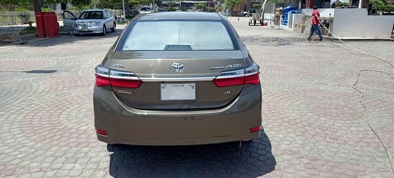 Toyota Corolla Altis 1.6 2019 5