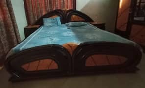 2 king size bed sets for sell
