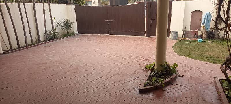 Knaal double unit 4bed with basement house available for rent in dha phase 1 1