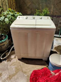 Toyo washing & Dryer Machine