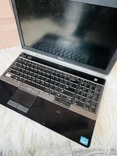 Dell Laptop For Sale 6