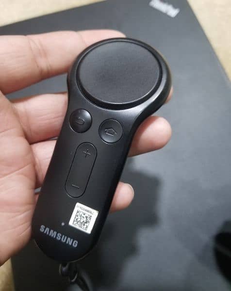 oculus gear vr Samsung with controller 2