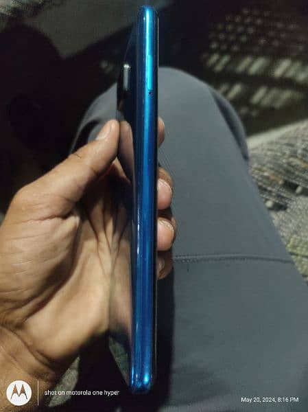 Redmi 9s 8/128 used daba charger sath Mily ga mobile my koi fault ni h 3