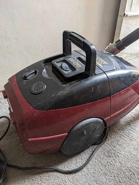 Sanyo Vacuum Cleaner Used 3