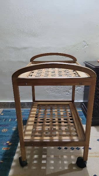 food serving wooden trolly 1