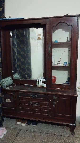 dressing table 0