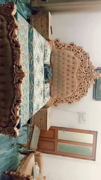 urgent sale home used bed set for sale( best for bridals) 4