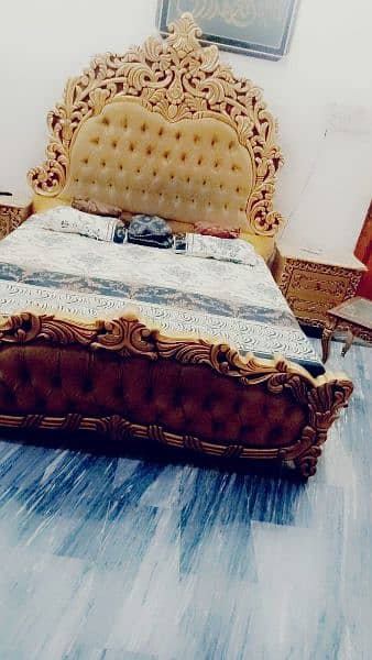 urgent sale home used bed set for sale( best for bridals) 12