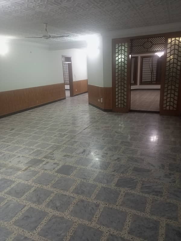 Upper portion for rent in f-11 Islamabad 2