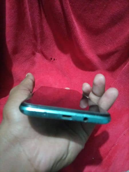 Infinix Hot 11 Play in 10/10 condition for sale with 24 hour+ battery 4