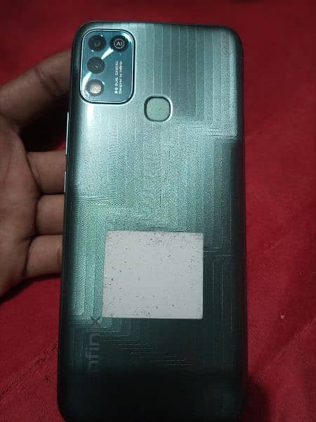 Infinix Hot 11 Play in 10/10 condition for sale with 24 hour+ battery 6