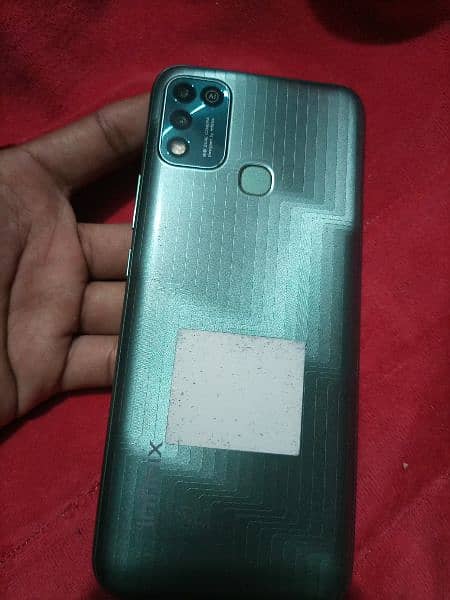 Infinix Hot 11 Play in 10/10 condition for sale with 24 hour+ battery 7