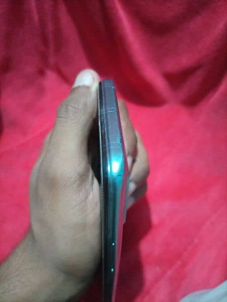 Infinix Hot 11 Play in 10/10 condition for sale with 24 hour+ battery 11